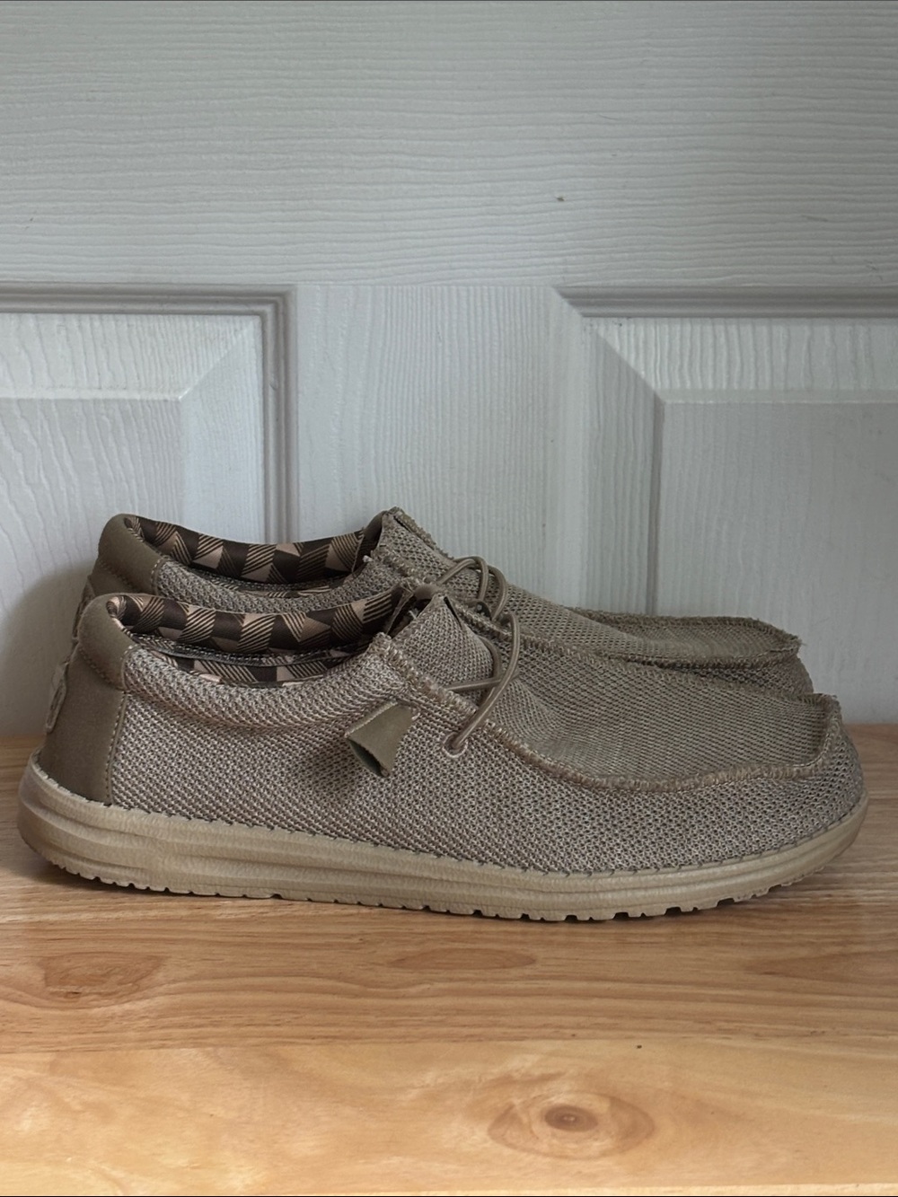 HEY DUDE Beige Wally Sox WIDE Men's Size 9 EE Casual Slip-On Loafer moccasin